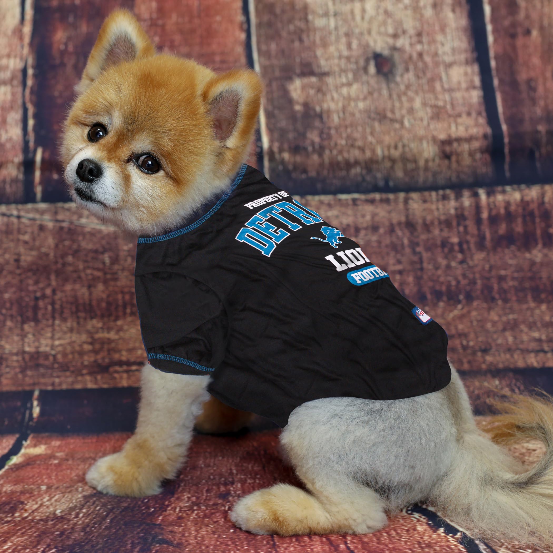 Pets First NFL Detroit Lions Dog T-Shirt, Small, Poly-Cotton, Officially Licensed Apparel for Pets