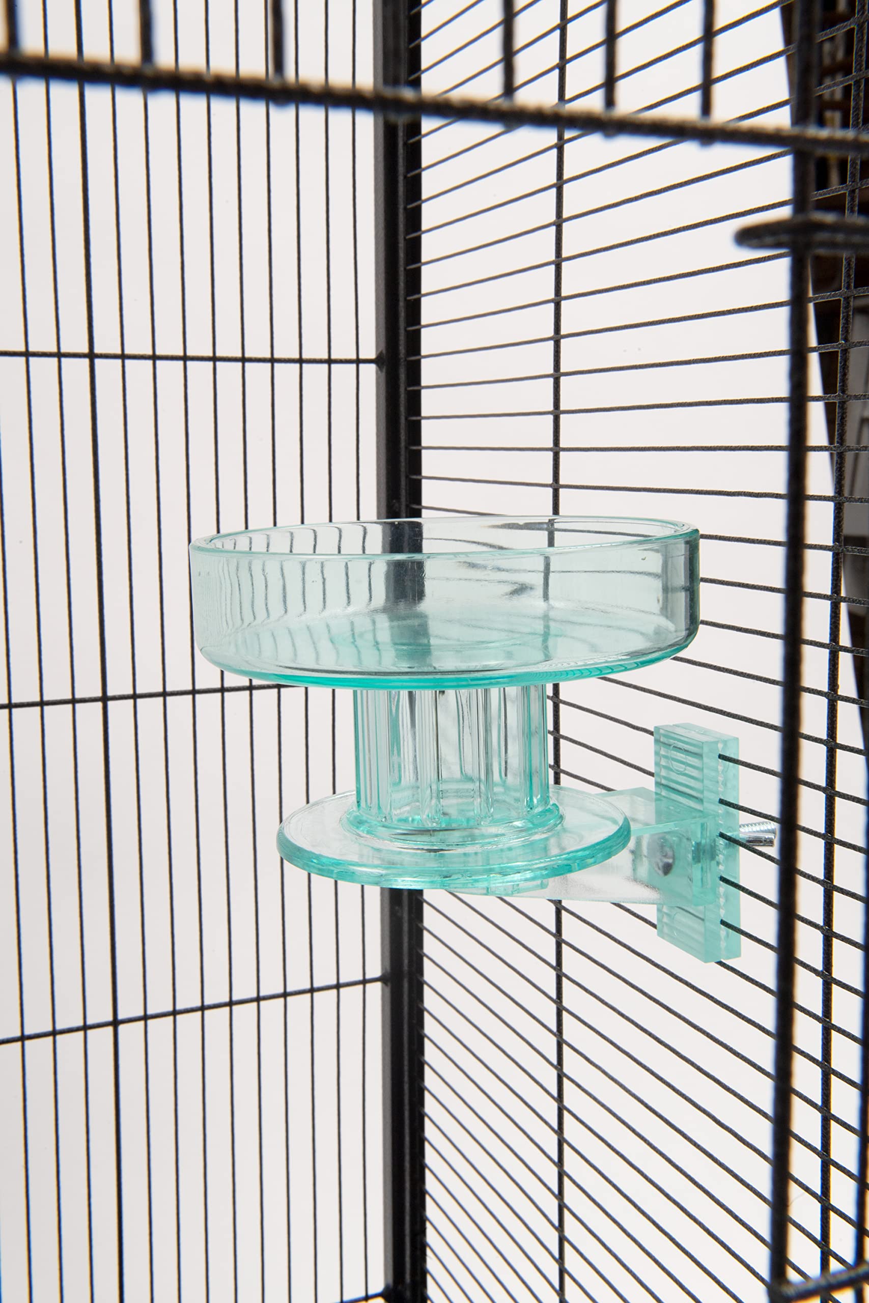 Lixit Quick Lock Bird Cage Bath For Lovebirds, Canaries, Finches, Parakeets, And Cockatiels And Other Small To Medium Feathered