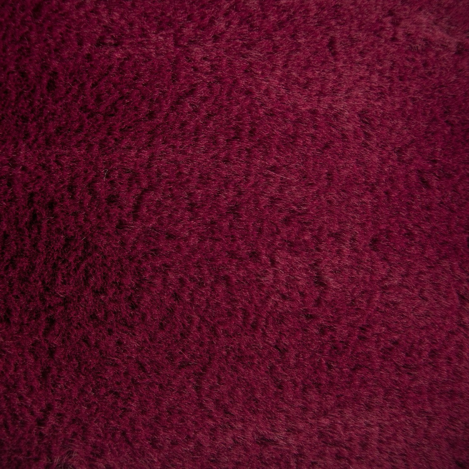 DII Cage Liner Faux Fur Cranberry Lg