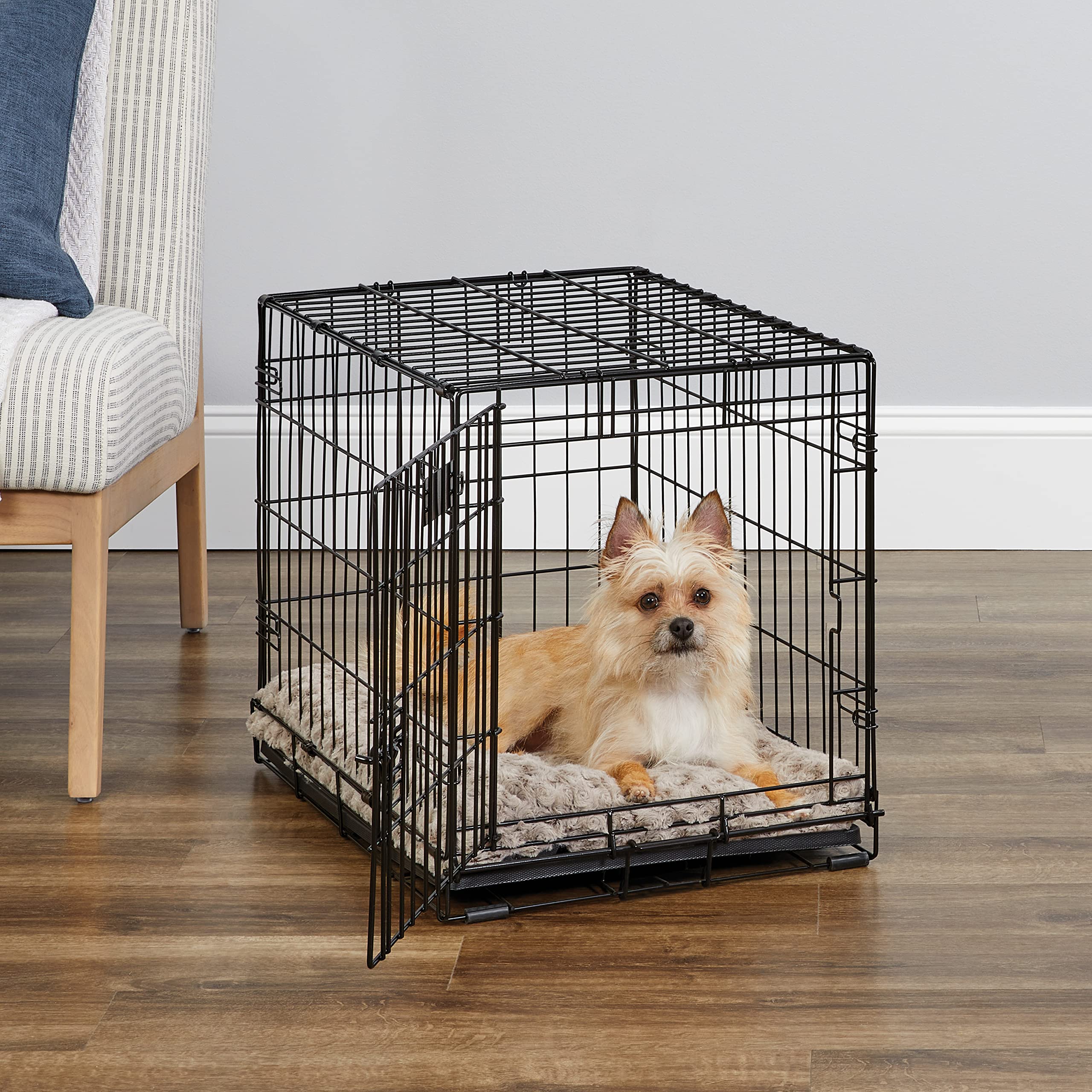 Midwest Homes For Pets Newly Enhanced Single Door Icrate Dog Crate, Includes Leak-Proof Pan, Floor Protecting Feet, Divider Pane