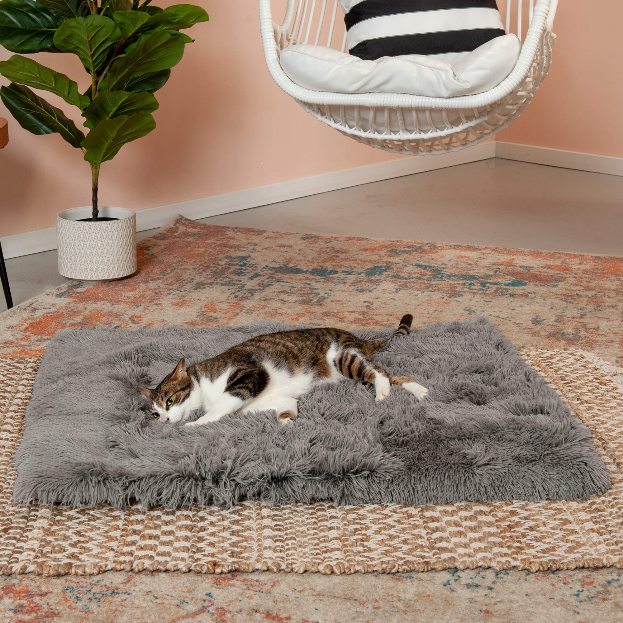 Furhaven Large Cat Bed - Self-Warming Faux Fur & Suede Cuddler, Washable, Gray, Model 96454087