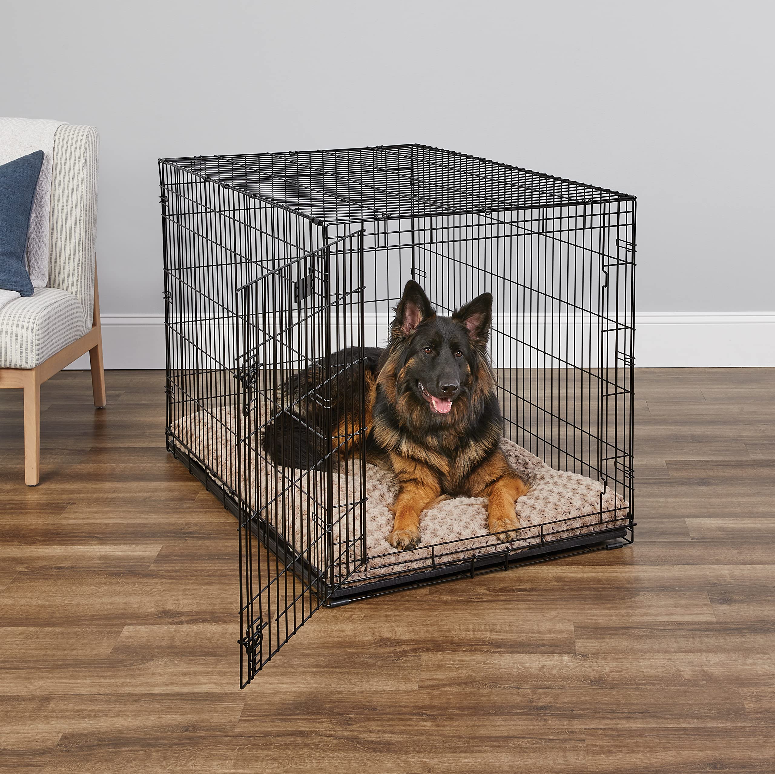 Midwest Homes For Pets Newly Enhanced Single Door Icrate Dog Crate, Includes Leak-Proof Pan, Floor Protecting Feet, Divider Panel & New Patented Features
