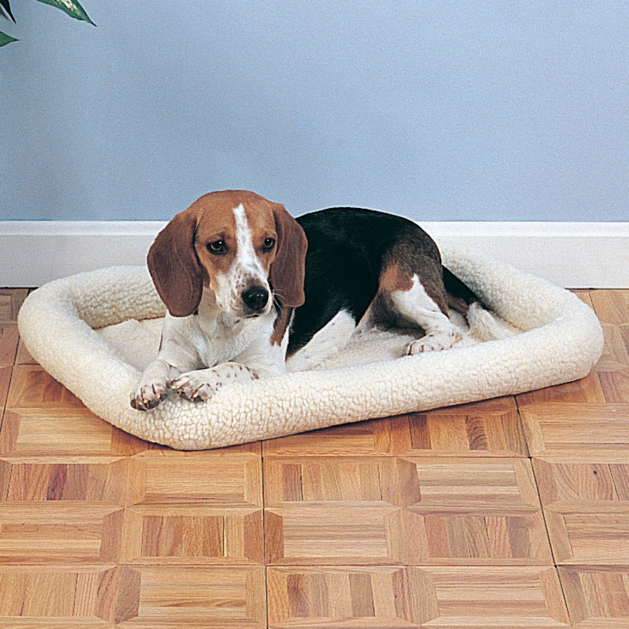 Slumber Pet Sherpa Crate Beds - Comfortable Bumper-Style Beds For Dogs And Cats, Large, Natural Beige, 26.0' L X 17.0' W X 10.0' Th