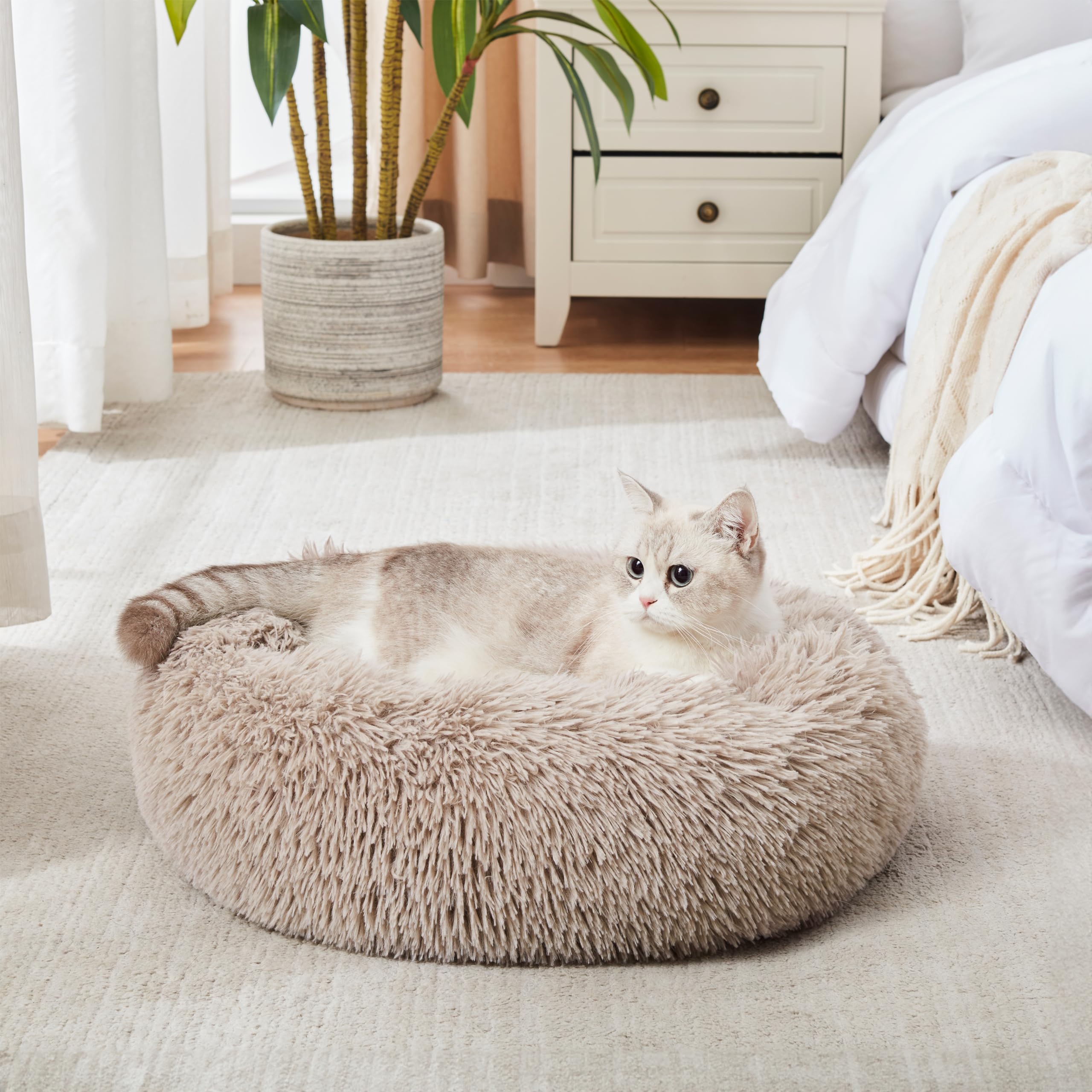 Calming Dog Bed & Cat Bed, Anti-Anxiety Donut Cuddler Warming Cozy Soft Round Fluffy Faux Fur Plush Cushion bed for Small Medium