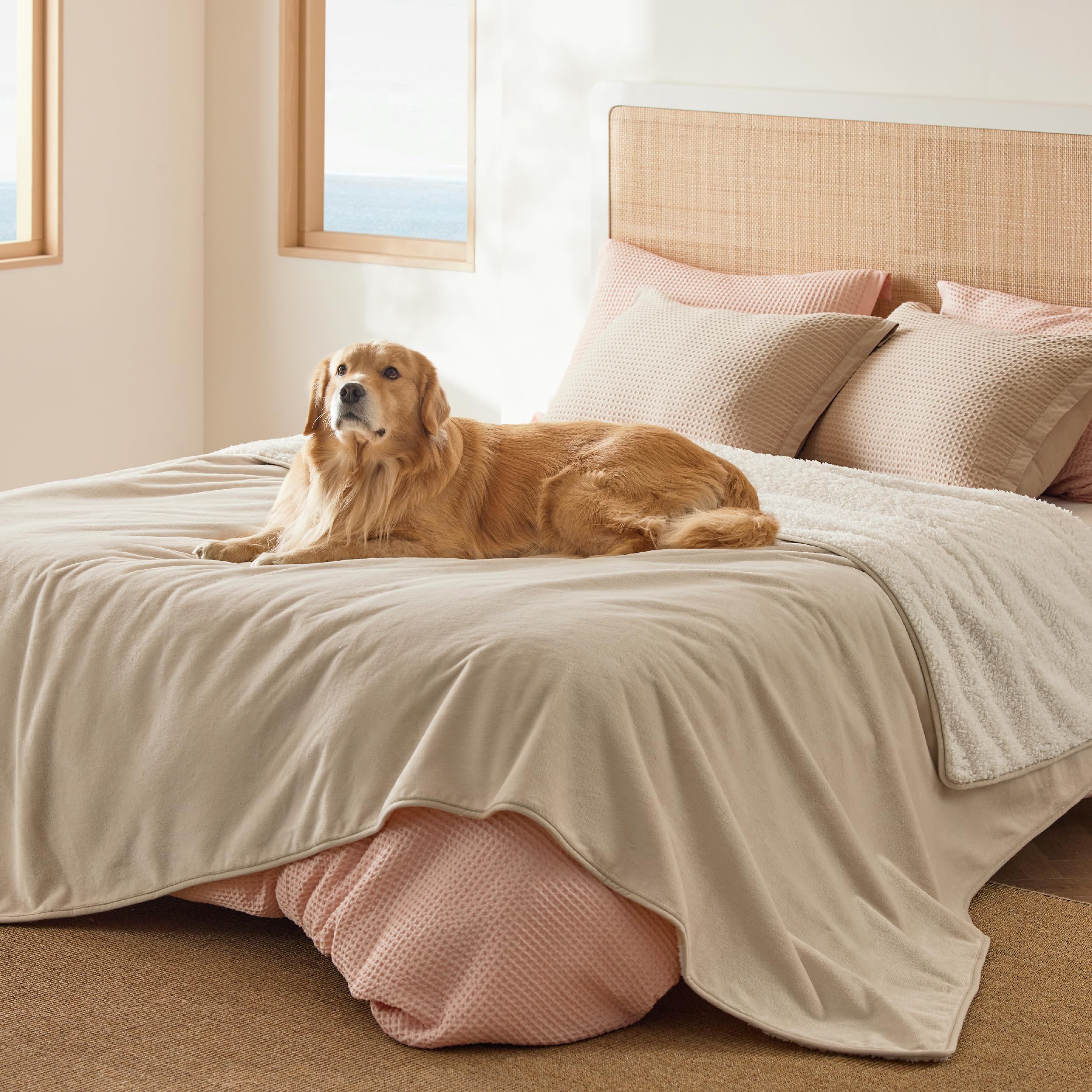 Bedsure Waterproof Blanket For Bed - Sherpa Fleece Waterproof Dog Blankets For Large Dogs, Pet Blankets For Bed/Couch/Dog Crate, Soft Plush Reversible Furniture Protector, Queen Size, 90'X86', Cream