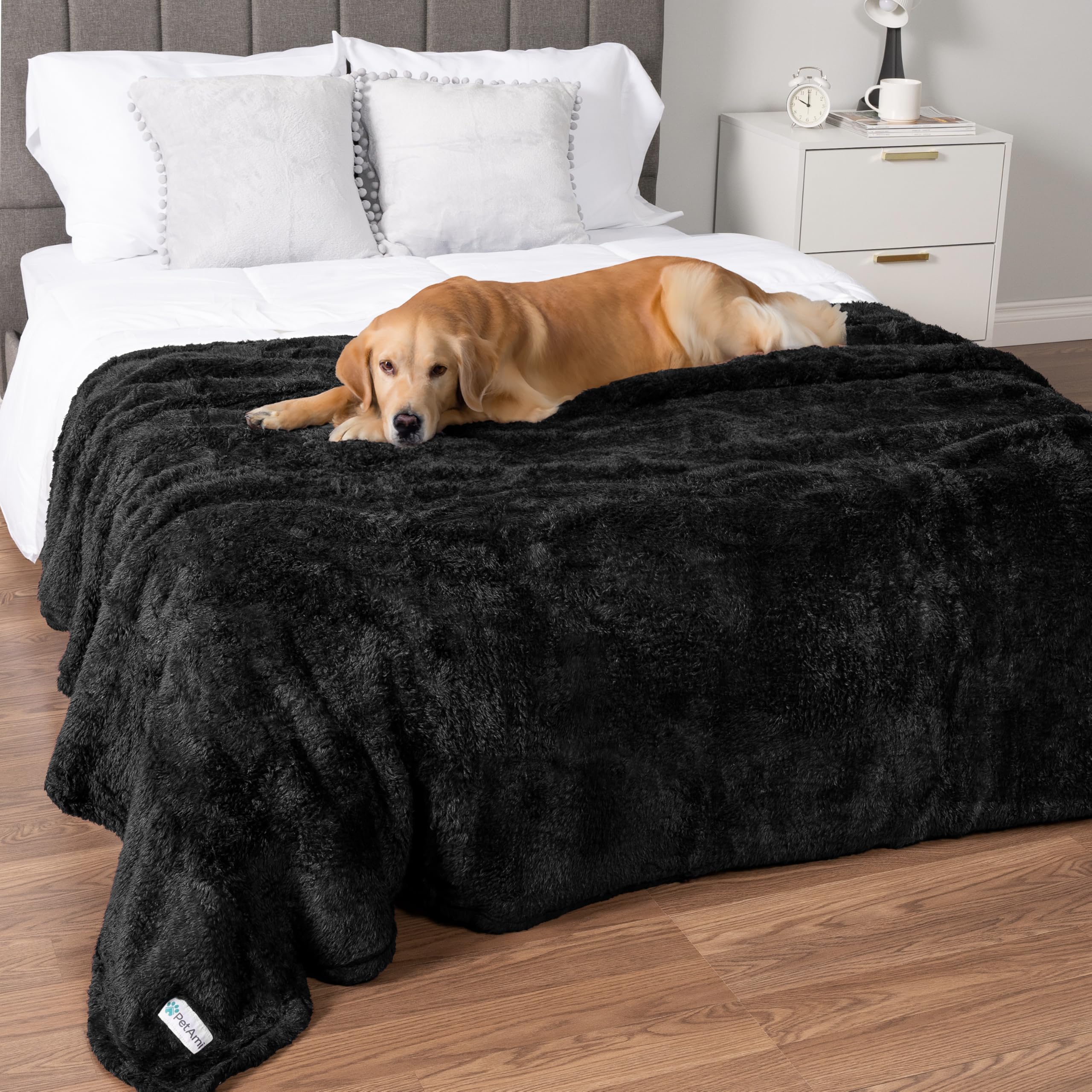 Petami Fluffy Waterproof Dog Blanket For Bed Large Dogs, Soft Warm Pet Sherpa Throw Pee Proof Couch Cover, Reversible Cat Blanket Sofa Crate Kennel Protector, Washable Mat (Black, 60X80)