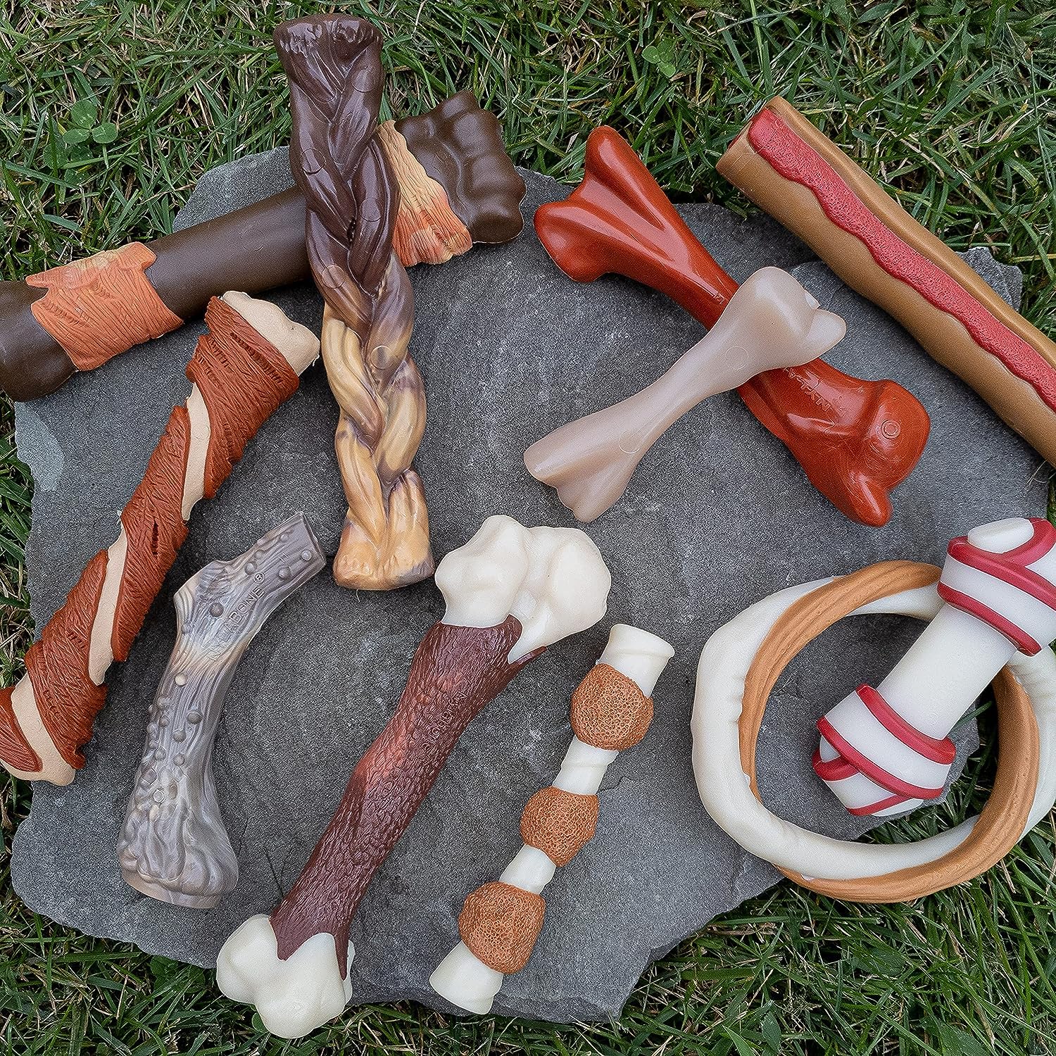 Nylabone 2 Pack of Power Chew Extreme Chewing Braided Bully Stick Alternative Dog Toys, Giant, Made in The USA2