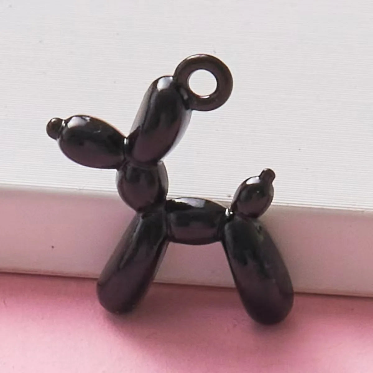 10pcs 19x14mm Minimalist Balloon Dog Charms, Simple Resin Balloon Animal Pendants, Versatile DIY Supplies for Craft Projects