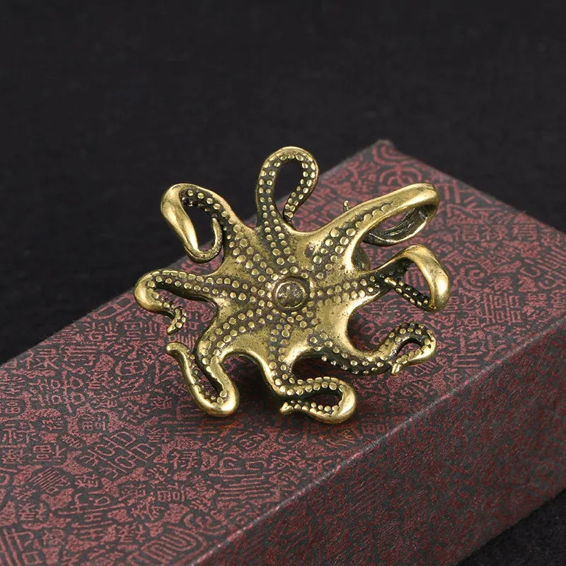Brass Octopus Home Decoration Antique Copper Animal Figurines Miniatures Desk Ornament Accessories Creative Table Tea Pets Craft