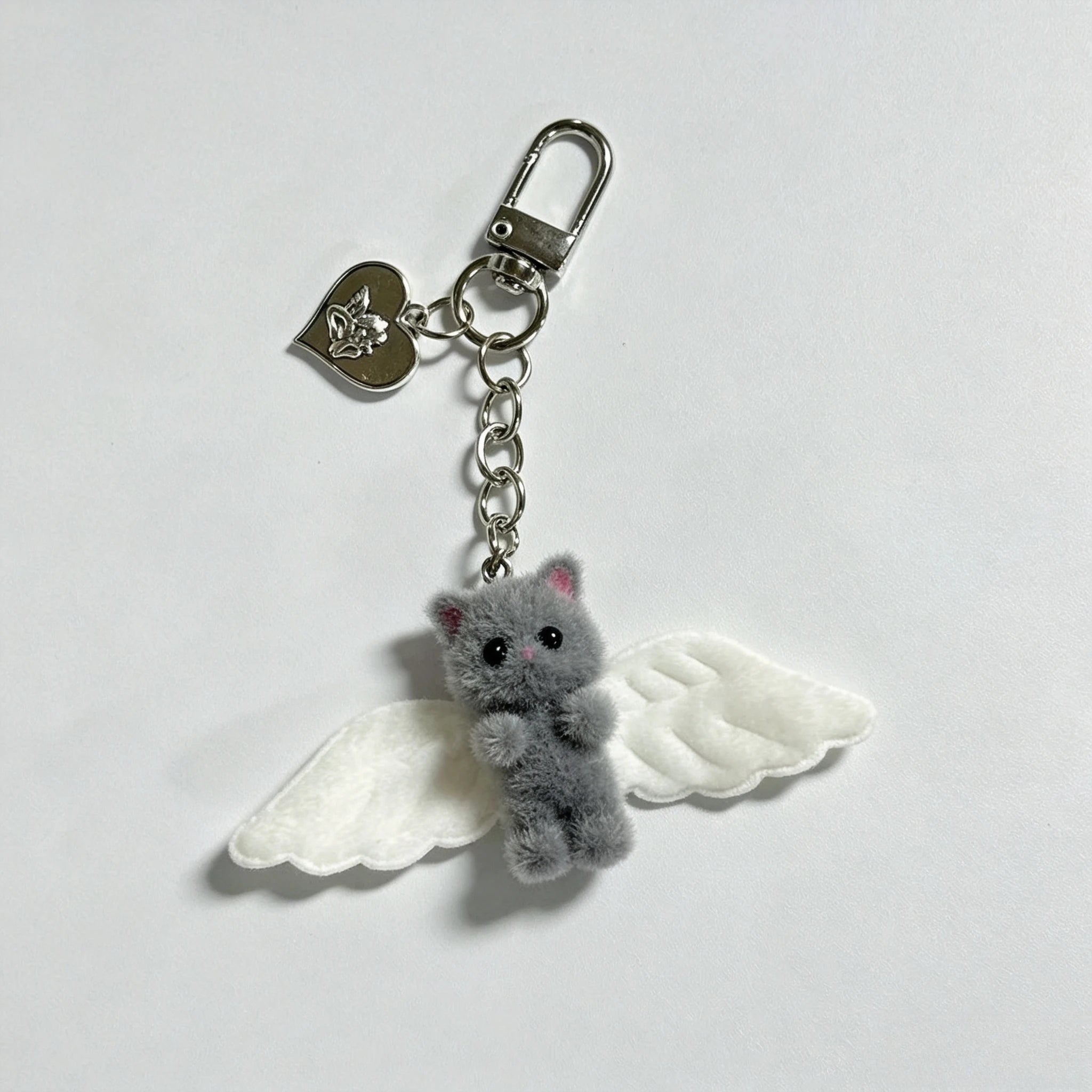 Cute Angel Wing Flocking Cat Charm Keychain for Women Cute Mini Kitten Bag Pendant Sweet Girl Phone Lanyard Keychain Accessories