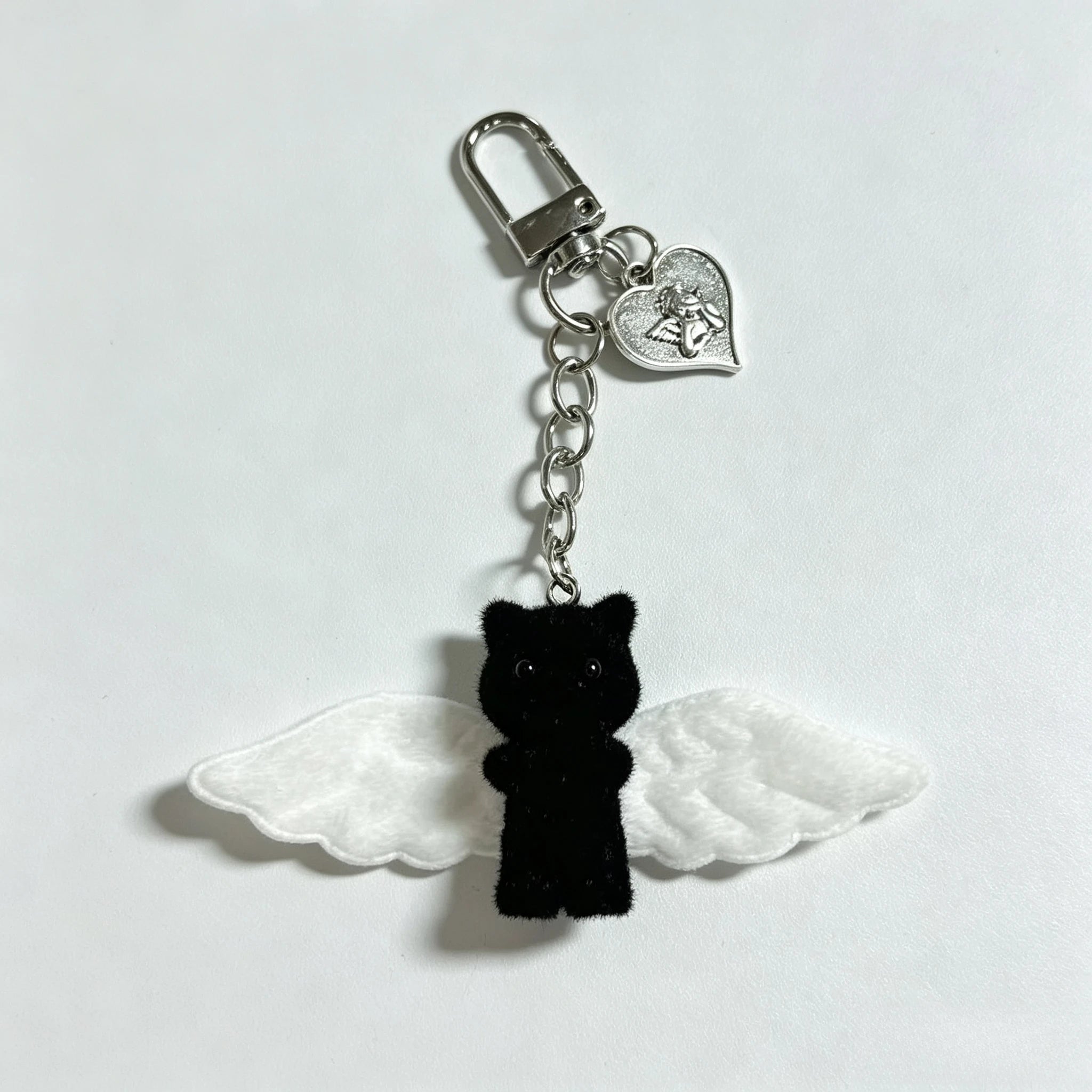 Cute Angel Wing Flocking Cat Charm Keychain for Women Cute Mini Kitten Bag Pendant Sweet Girl Phone Lanyard Keychain Accessories