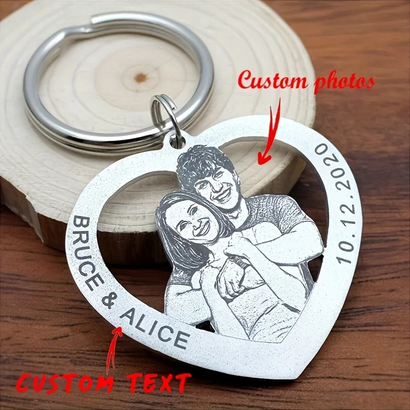 【Customized Product】Personalized Stainless Steel Heart-Shaped Keychain - Customizable with family and couple photos, text, and date - Valentine's Day/Christmas gift - A memorable keepsake gift for family, couples, and pet