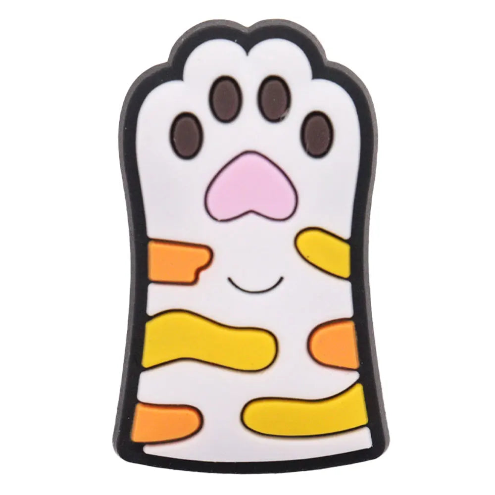 1-17PCS PVC Kawaii Animal Cat Mom Sandal Shoe Decoration Buckle Charms Fit Wristbands Hole Slipper Accessories Kid Xmas Gift