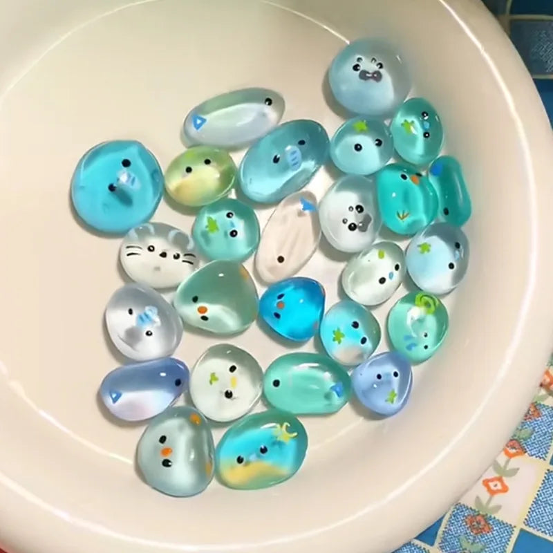 Luminescent Resin Accessories, DIY Stones in Pet Shapes, DIY Jewelry Accessories, Handmade Decorations, and Items to Manipulate