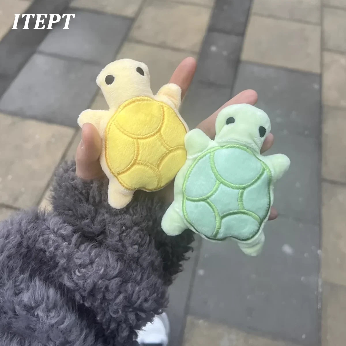 Mini Turtle Plush Dog Chew Toy for Self-Entertainment, Durable and Bite-Resistant, Promotes Dental Health and Safe Fun Play.