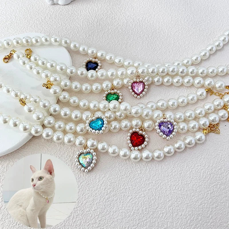 Lovely Heart Pendant Faux Pearl Pet Necklace Stylish Cat Dog Collar Jewelry Cute Pet Neck Decor Fashion Pet Accessories Wearing