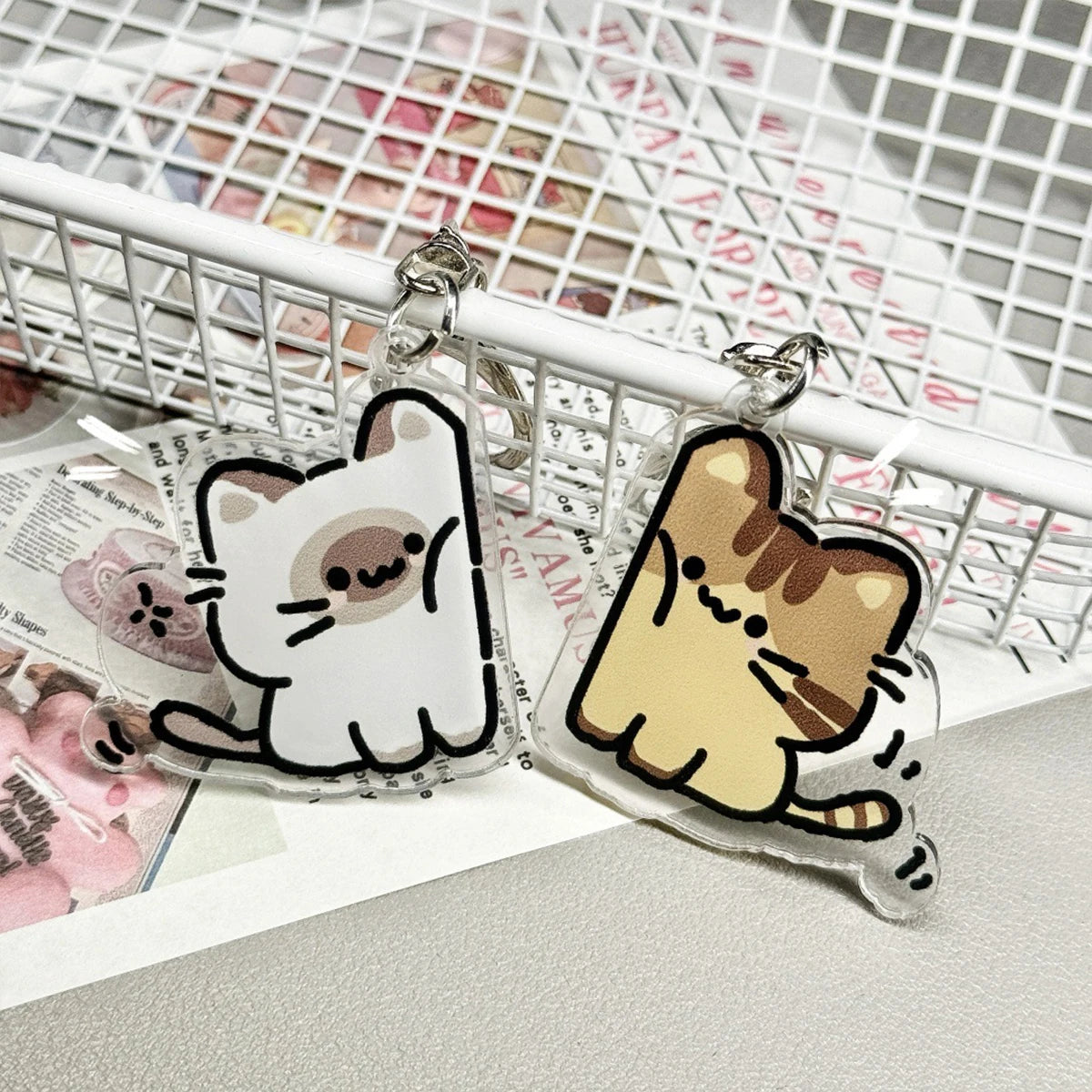 2 PCS Cute Cat Keychain Pendant, Matching Couple or Friend Gift, Cute Backpack Accessory, Friendship Token, Decorative Trinket