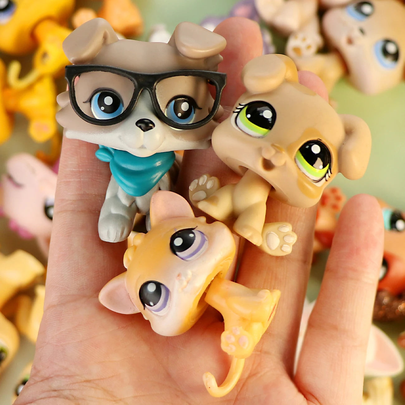 LPS Minilpsshop Pet Shop Bobble Head Toy Rare Random 5pcs Toys and 7pcs Accessories Kids Gift