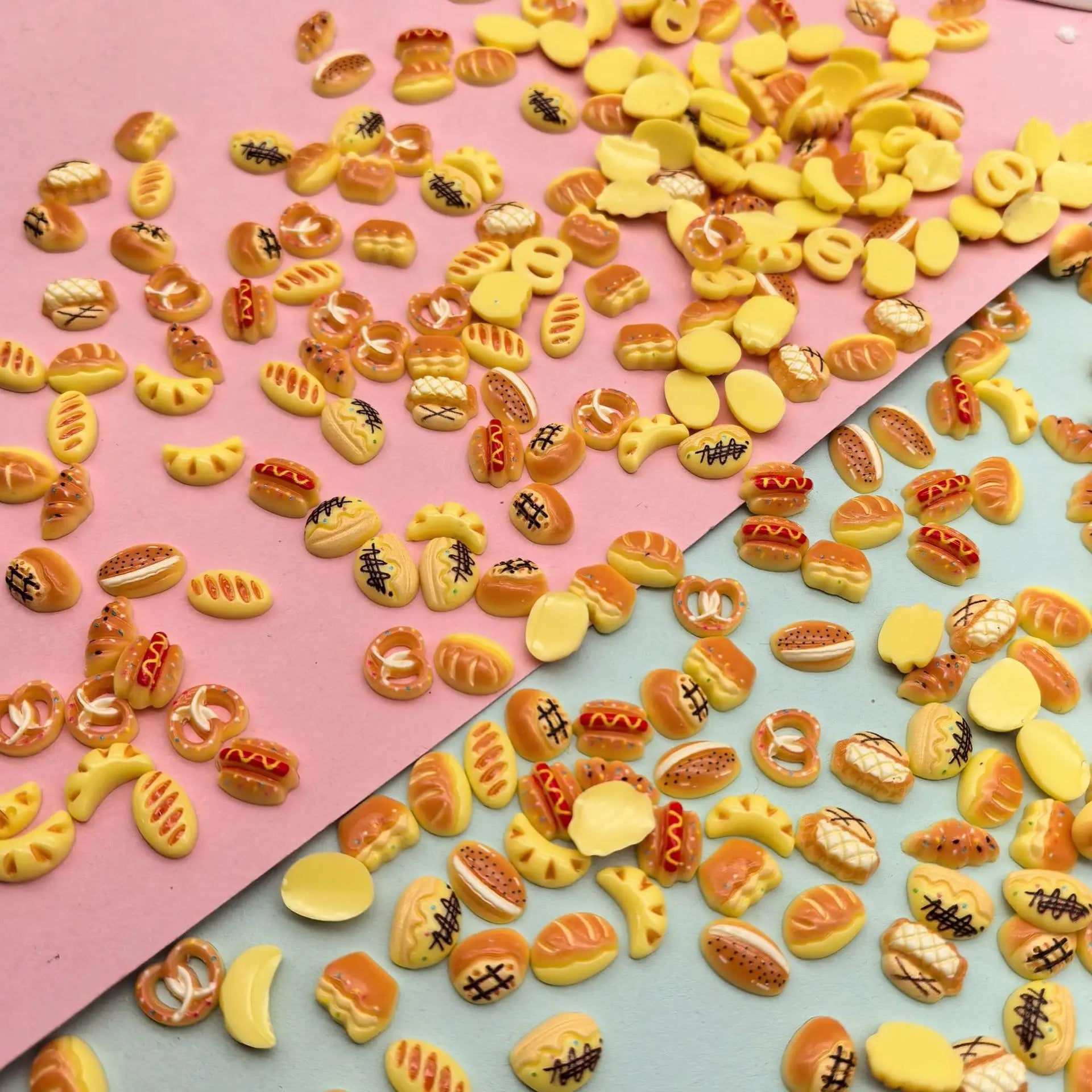 30pcs Mini Bread Hot Dog Food Toast Bread Assorted Models Food Play Dollhouse Resin Miniature Handmade DIY Accessories