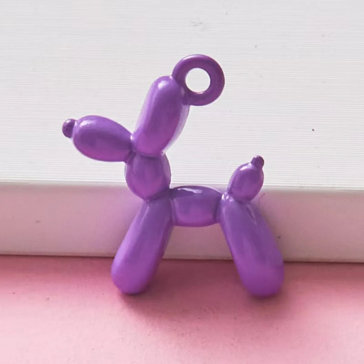 10pcs 19x14mm Minimalist Balloon Dog Charms, Simple Resin Balloon Animal Pendants, Versatile DIY Supplies for Craft Projects