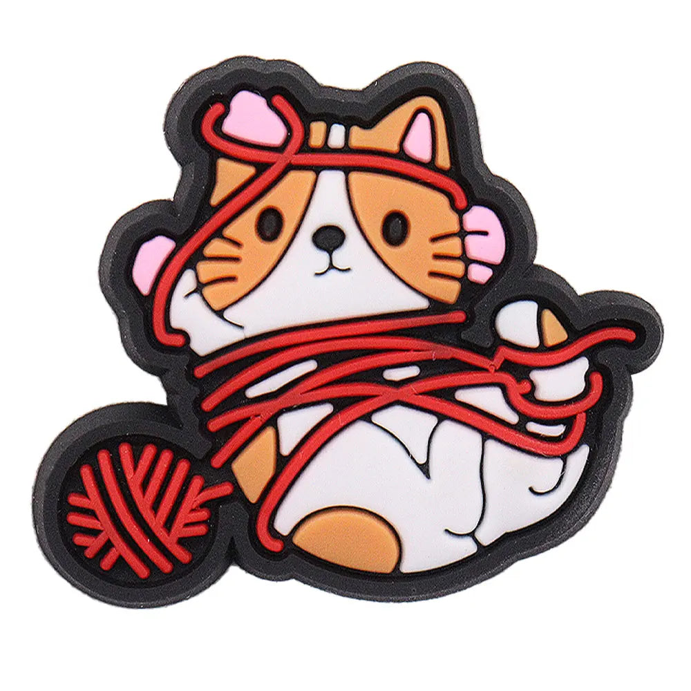 1-17PCS PVC Kawaii Animal Cat Mom Sandal Shoe Decoration Buckle Charms Fit Wristbands Hole Slipper Accessories Kid Xmas Gift