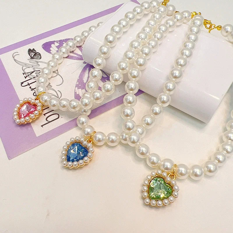 Lovely Heart Pendant Faux Pearl Pet Necklace Stylish Cat Dog Collar Jewelry Cute Pet Neck Decor Fashion Pet Accessories Wearing