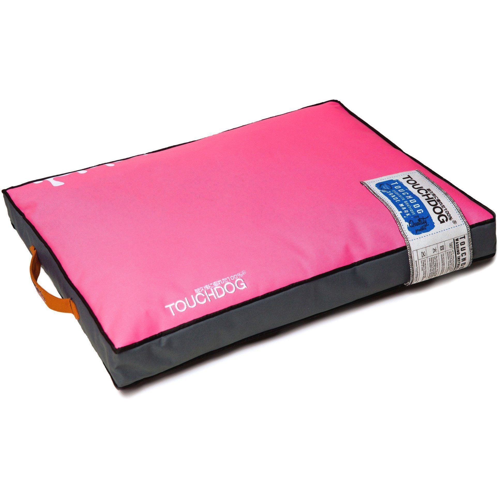 Touchdog ® 'Surface-Control' Thick Cushioned Sporty Water-Resistant Dog Mat Bed